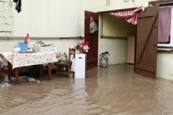 إنقاذ ‮11 ‬شخصا بالنعامة من مياه السيول وأخرى‮ ‬غمرت العديد من المساكن