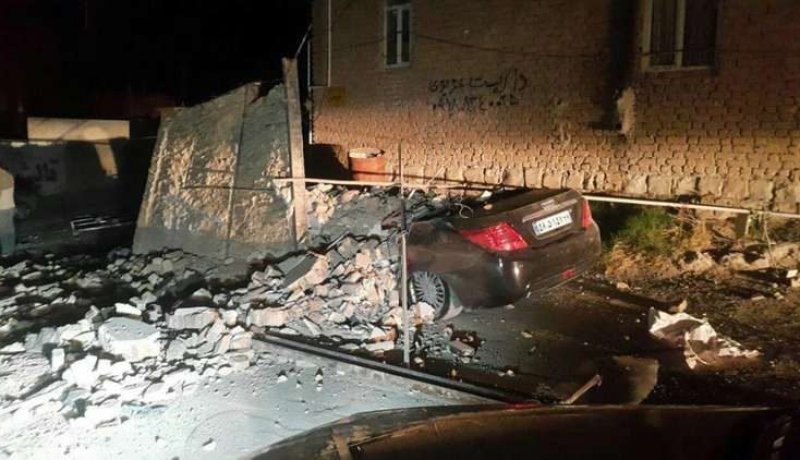 124 قتيل في آخر حصيلة لزلزال إيران