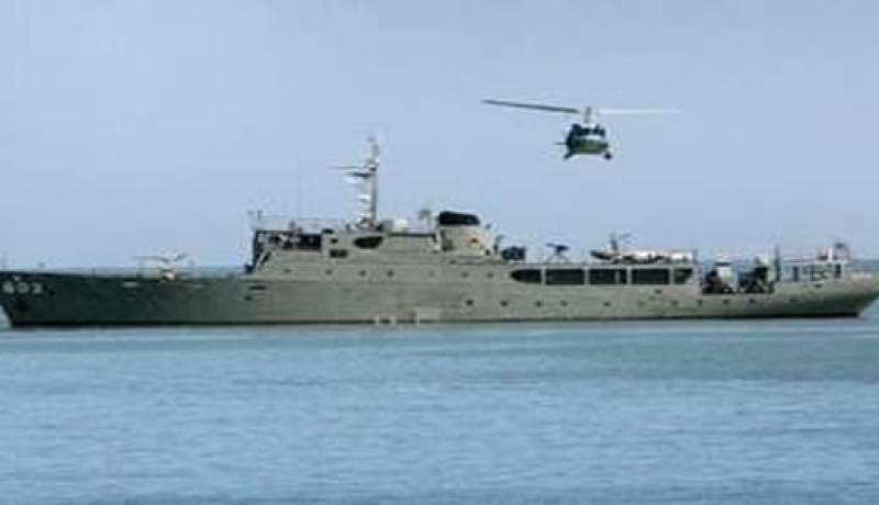 إيران تقول أنها تستطيع نشر سفن بحرية قرب سواحل أمريكا