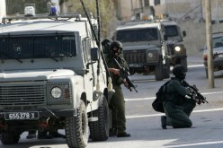 إسرائيل تقتحم مقرات منظمات أهلية في رام الله