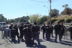 سلطات الاحتلال تغلق كل الطرق المؤدية إلى المسجد الأقصى