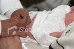 المختصون يحذرون من الختان الجماعي والأخطاء الطبية صعبة الإصلاح والبعض فقد عضوه الذكري