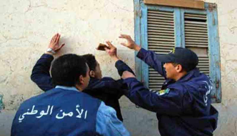 توقيف مروّج المهلوسات وحجز 34 قرص بالسوڨر في تيارت