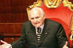 وفاة الرئيس الايطالي الأسبق سكالفارو عن عمر  93 عاما