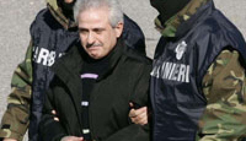 جنايات العاصمة تؤجل النظر في قضية الجناح العسكري للفيس المنحل سابقا بإيطاليا