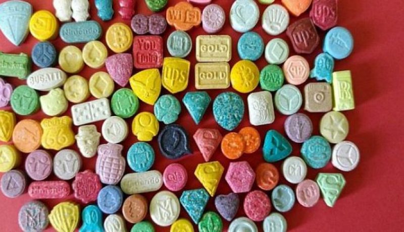 ضبط أكثر من 760 حبة “إكستازي” بحوزة طاكسيور في وهران 