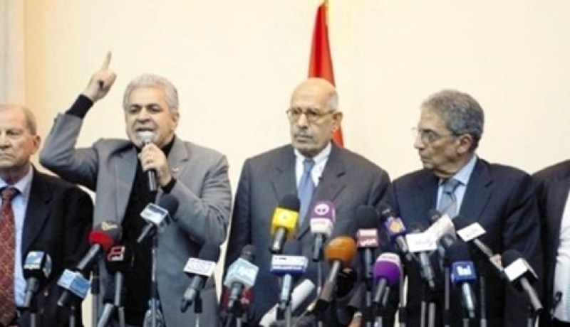 جبهة الإنقاذ ترفض “مصالحة” مرسي وتتمسك بانتخابات مبكرة