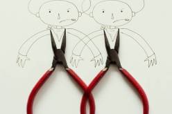 أشياء من الحياة اليومية تتحول إلى لوحات فنية