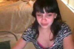 طفلة توجه رسائل خطيرة عبر الأنترنت