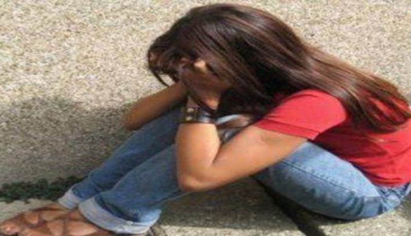 لأن والدي رجل بائس وظالم باتت حياتنا كتلة عبوس 