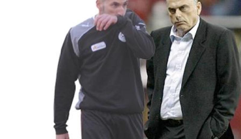 ‮‬أفرام‮ ‬غرانت أنا أعمل جاهدا ليكون‮  ‬بلحاج حاضرا في‮ ‬النهائي‬