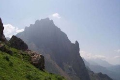 إرهابيون يفرون إلى جبال بابور تجنبا لملاحقة الجيش في جيجل