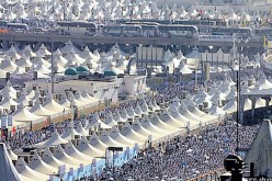 ضيوف الرحمان يتوافدون إلى منى لقضاء يوم التروية