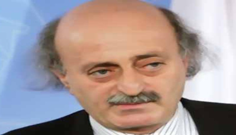 جنبلاط يدعو دروز سوريا إلى النضال ضد طغيان النظام