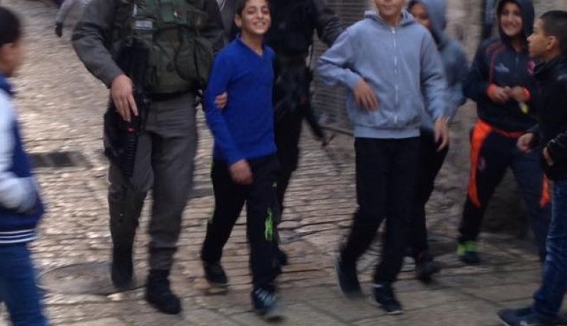 150 معتقلا من القدس في عشرة أيام غالبيتهم من القاصرين