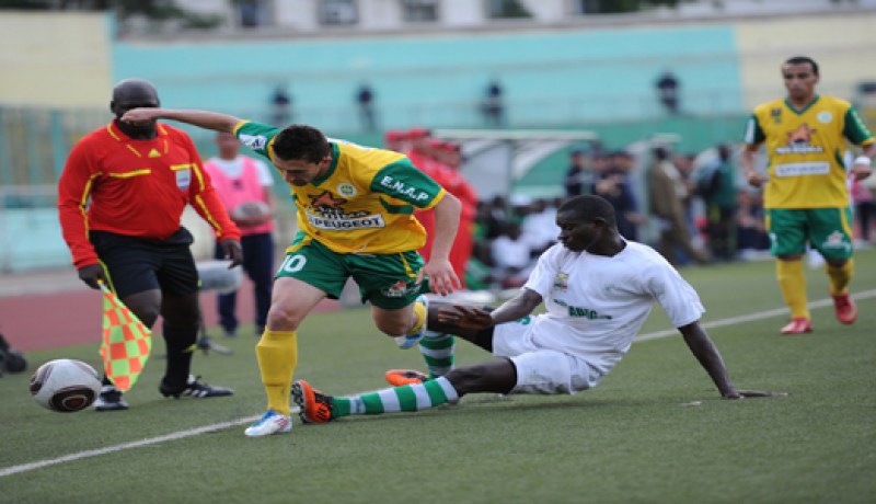 الكناري ‬يتأهل إلى دور المجموعات ولكن