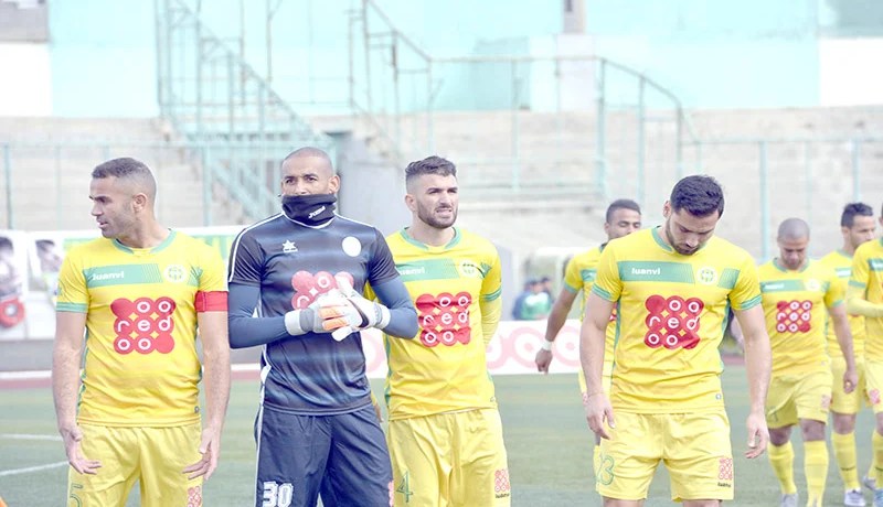 حناشي يجتمع اليوم أو غدا مع مواسة للفصل النهائي في قائمة المسرحين