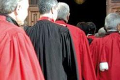 عزل ثلاث قضاة ضمنهم قاض لم‮ ‬يلتحق بمنصبه بعد مرور سنة عن التعيين