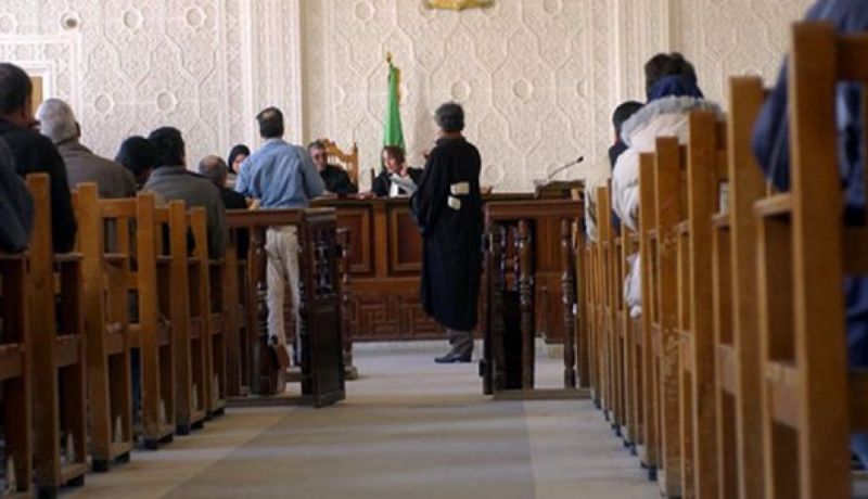 تلميذان يتعرضان لمحاولة قتل بالسلاح الأبيض من طرف عصابة في تيارت