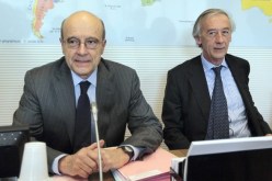 وزير الخارجية الفرنسي:”اعتراف الاتحاد الاوروبي بدولة فلسطينية مستقلة هو فرضية لايجب استبعادها”