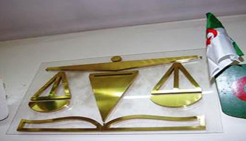 توقيف مجرم مسبوق قضائيا بتهمة الإعتداء على المواطنين بيسر في‮ ‬بومرداس