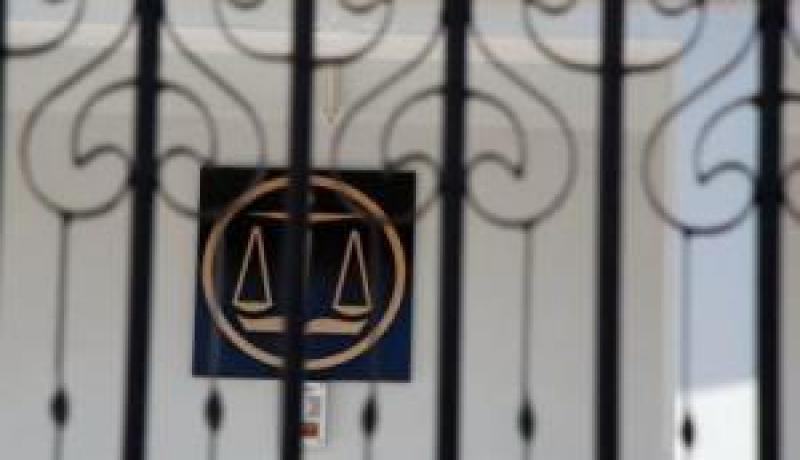 ابنتها فرت من المنزل ليلة العيد، هُتِك عرضها وأصبحت واحدة من أفراد الشبكة