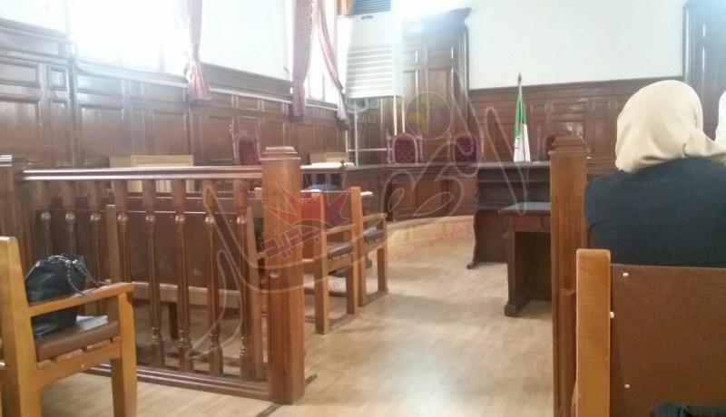 3 شباب يقتلون جارهم ثم يتهمون كلبهم بتنفيذ الجريمة في الأبيار