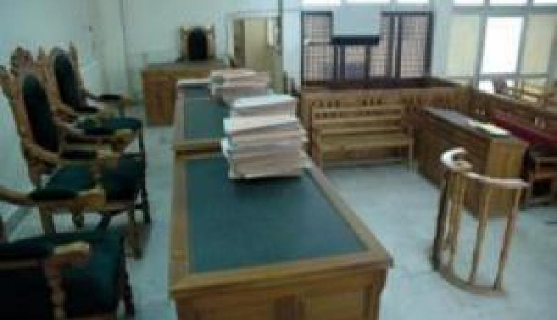 محامية تنعت قاضي‮ ‬بـ”الحمارة‮” ‬ومحامي‮ ‬يشطب لطلبه رشوة