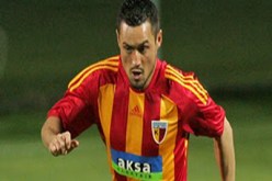 كريم زياني سيوقع عقدا مدته ثلاث سنوات لنادي كايزريسبورت