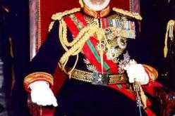 السلطان قابوس لم يحضر القمة العربية، وحضر مباراة النهائي