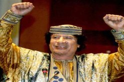 القذافي يحذر زعماء العالم النامي من نفس مصيره