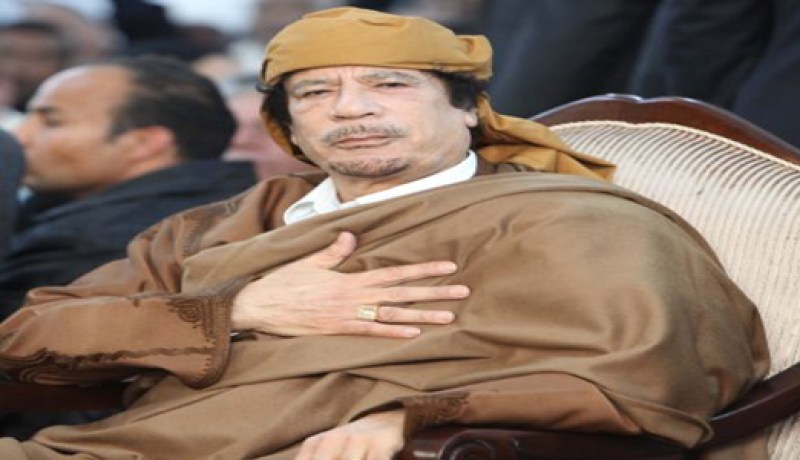 أمير سعودي وراء ترويج إشاعة لجوء القذافي للجزائر