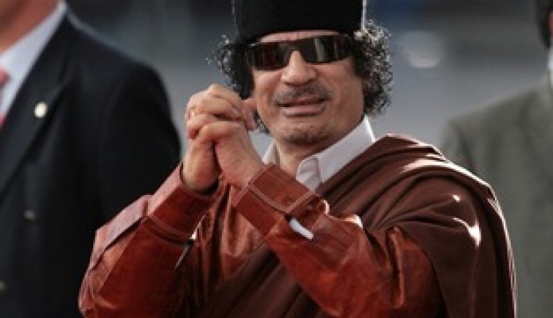 “روميو” العقيد القذاقي مغروم