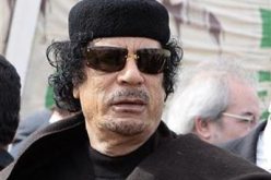 القذافي يتهم المجلس الوطني الانتقالي بالخيانة