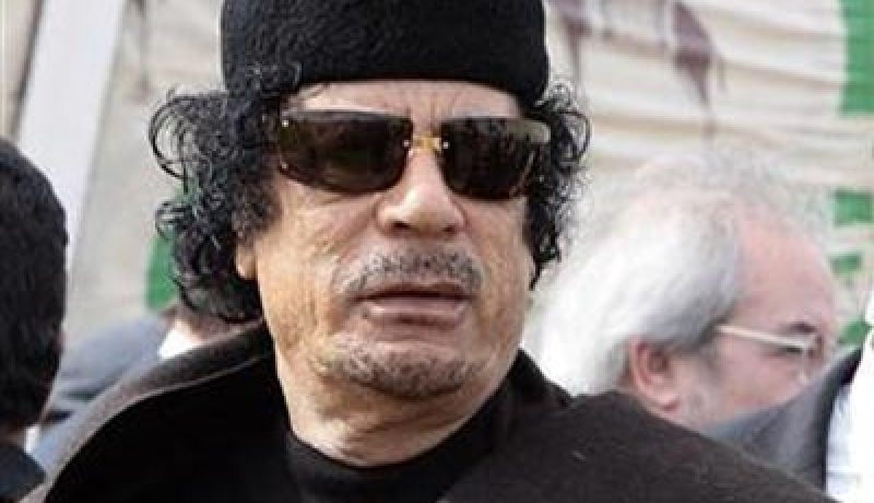 القذافي يتهم المجلس الوطني الانتقالي بالخيانة