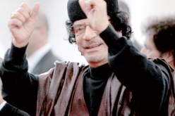 سفارتي ليبيا في أستراليا وماليزيا تسحبان دعمهما للقذافي