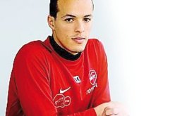 ‮''‬روراوة قال لي‮ ‬أني‮ ‬مدعو إلى تربص الخضر في‮ ‬سويسرا‮''‬