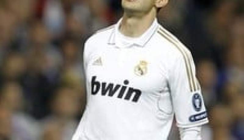 سان جيرمان يعرض 30 مليون لضم كاكا ولاسانا