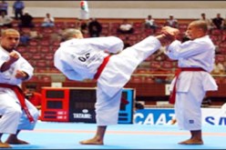 تتويج الجزائري عمار قرني  باللقب العالمي في مونديال 2011 للأشبال