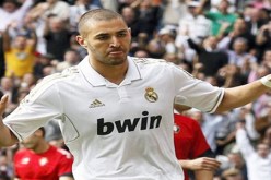 كريم بن زيمة‮ ‬يتوّج بلقب أفضل لاعب في‮ ‬فرنسا