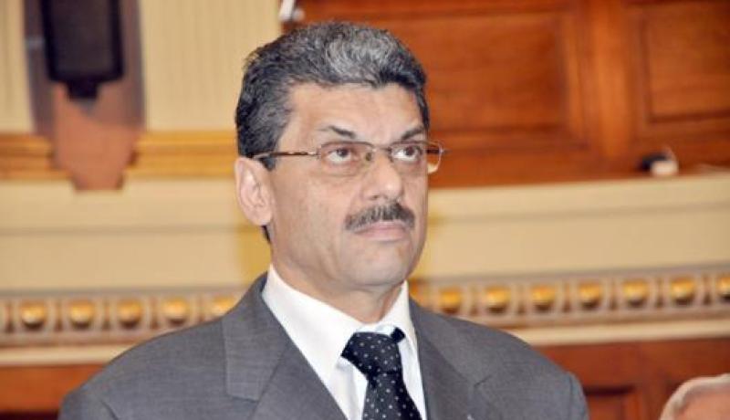 ‮ ‬بدر‮ ‬يتخلّى عن الرِّبا