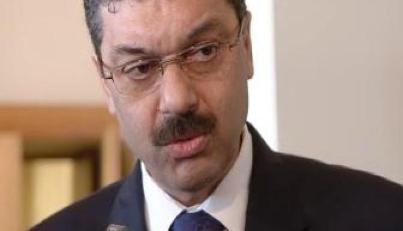 هل ستفيد الخبرة الفرنسية