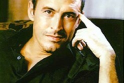 لأول مـــــــــــــرة،‮ ‬كــــــاظم الســـاهر‮ ‬يغــــني‮ ‬جزائري‮ ‬