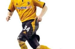 قـــديـورة‮ ‬يـشـتــرط الأمـــوال للإلـتـــحـاق بـ الـخــضـــر