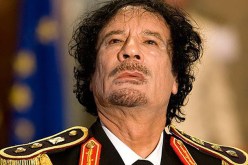 القـــــــــــذّافي‮ ‬فـــــــــــي‮ ‬باتنـــــــــــة‮!‬