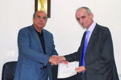 الفاف والرابطة تلزمان الأندية المحترفة بتعيين مكلف بالإعلام قبل 16 جانفي