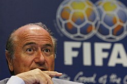 بلاتر الفيفا في أمان وعلى طريق الإصلاح