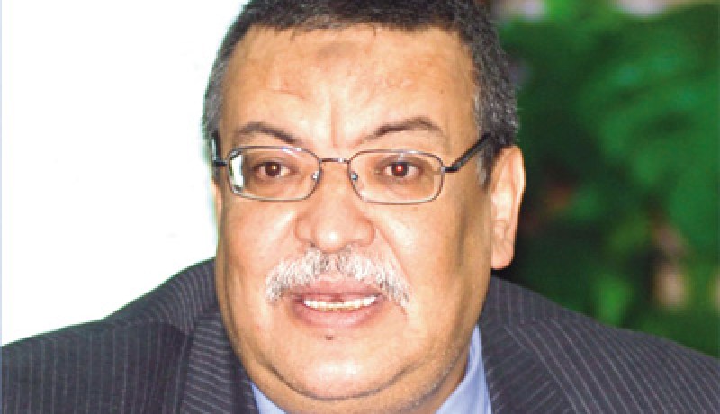 خالدي في مكة والآفلان في أزمة