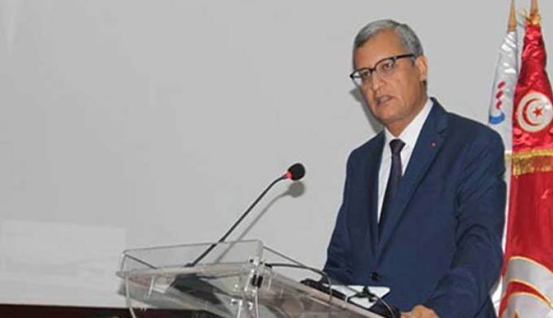 الفساد يعصف بوزير الطاقة التونسي وأربعة مسؤولين كبار في الوزارة