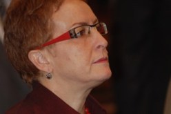 لايوقع حتى على البريد العادي